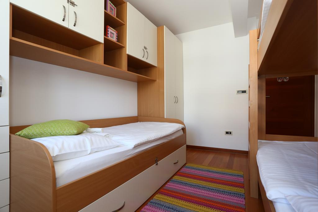Apartment Puntamika Zadar Exteriör bild