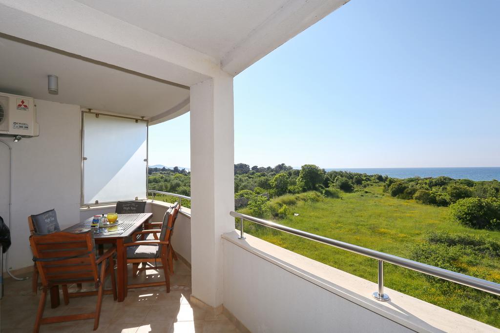 Apartment Puntamika Zadar Exteriör bild
